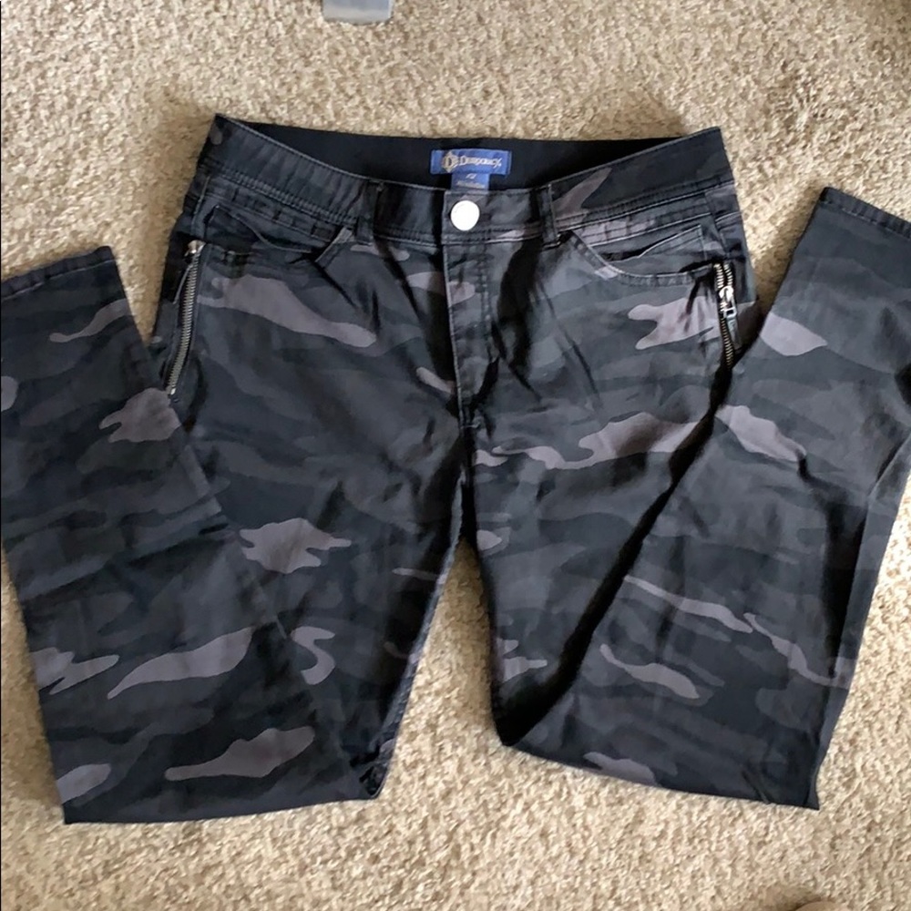 Democracy Ab Technology Camo Pants Size 12